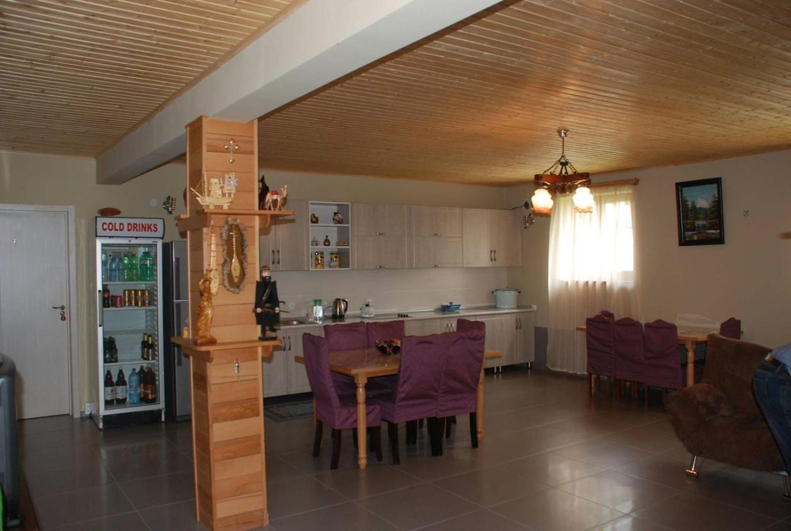 Guest House Lasili Mestia Eksteriør bilde
